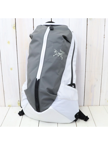 Arcteryx Arro 22L Backpack / Atoms 